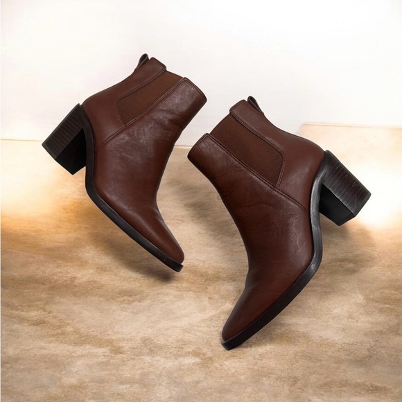 Madewell Shoes - Madewell Rich Brown Ankle Booties